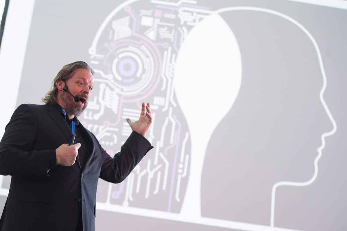 urheilun ja teknologian SMASH-seminaari